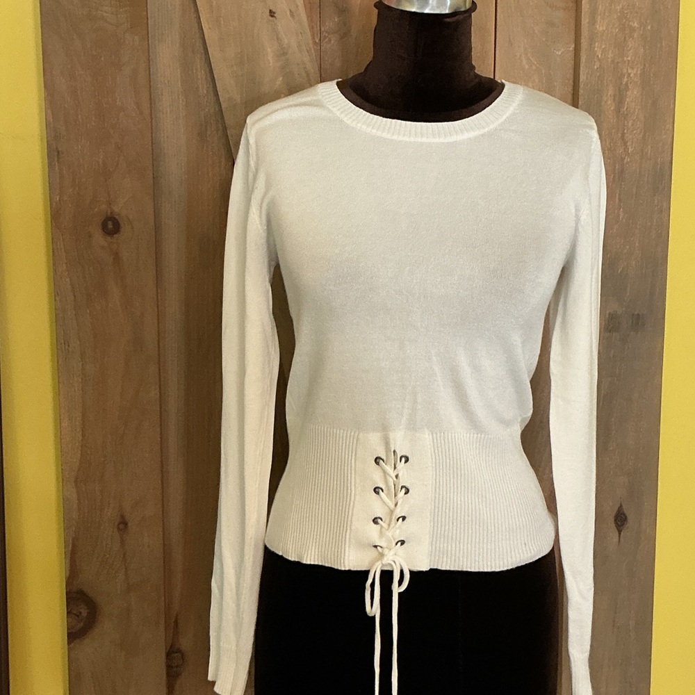 Hooked Up by IOT Cream Lace-Up Waist Long Sleeve Top